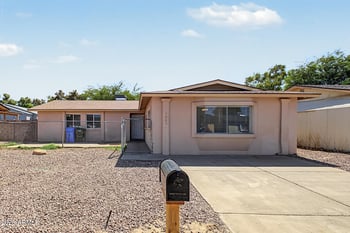 1005 W Danbury Rd, Phoenix, AZ 85023