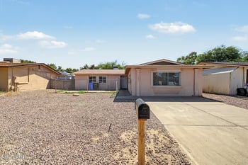 1005 W Danbury Rd, Phoenix, AZ 85023