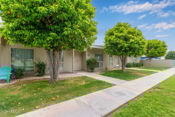 10050 Lancaster Dr, Sun City, AZ 85351