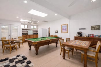 10050 Lancaster Dr, Sun City, AZ 85351