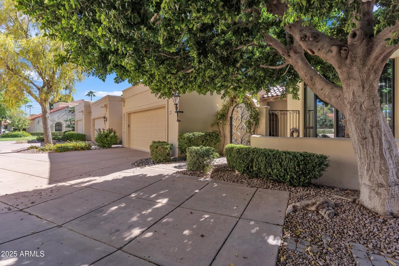 10050 Mountainview Lake Dr #28, Scottsdale, AZ 85258