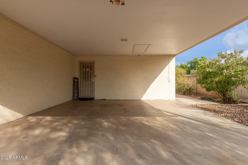 10051 39th Ave, Phoenix, AZ 85051