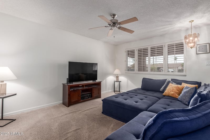 10051 39th Ave, Phoenix, AZ 85051