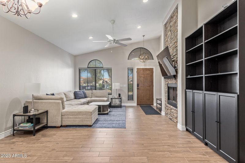 10051 E Sheena Dr, Scottsdale, AZ 85260