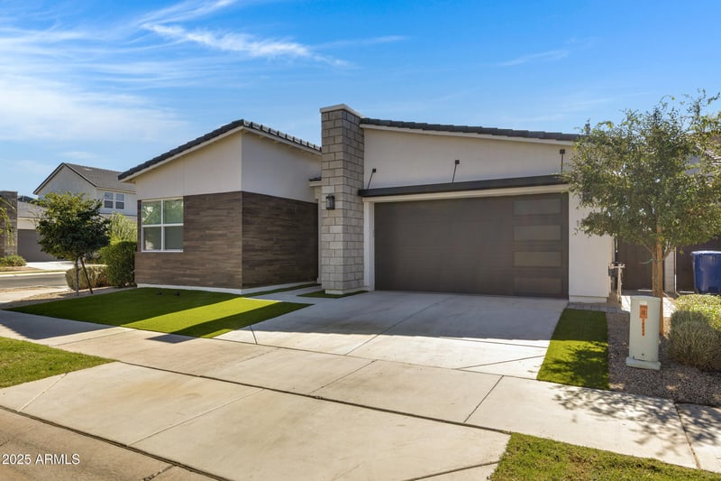 10051 Talon Ave, Mesa, AZ 85212