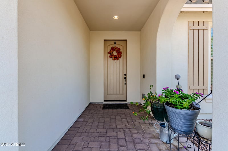 10051 Wavelength Ave, Mesa, AZ 85212