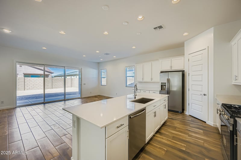 10052 Dutchman Dr, Apache Junction, AZ 85120