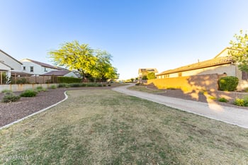 10052 Foothill Dr, Peoria, AZ 85383