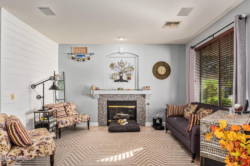 10054 Lakeview Ave, Mesa, AZ 85209