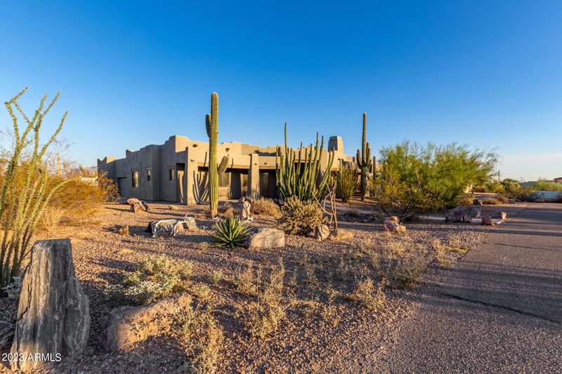 10055 E June Cir, Mesa, AZ 85207