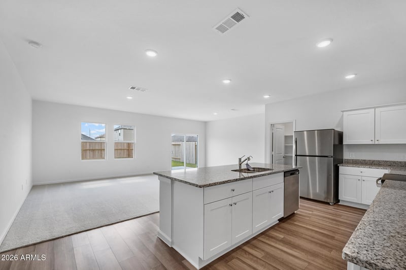 10055 Devonshire Ave, Phoenix, AZ 85037