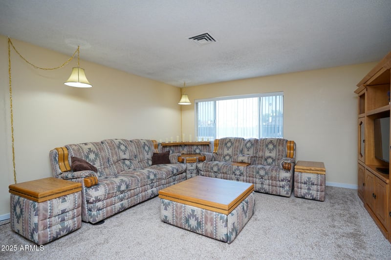 10058 Campbell Ave, Phoenix, AZ 85037