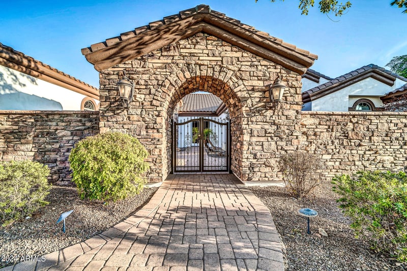 10059 W Villa Lindo Dr, Peoria, AZ 85383