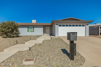 1006 Anderson Dr, Phoenix, AZ 85023