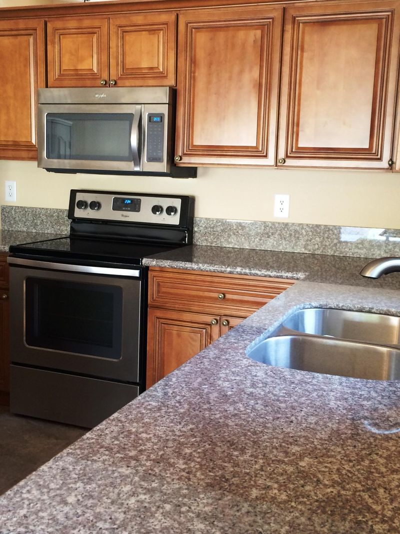 1006 E Mountain Vista Dr, Phoenix, AZ 85048