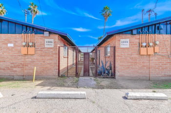 1006 S Dorsey Ln, Tempe, AZ 85281