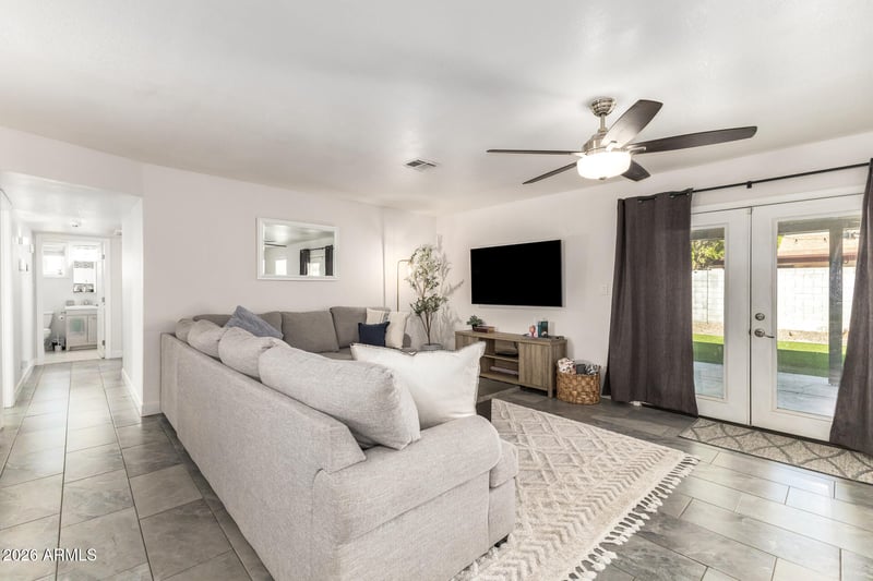 1006 Anderson Dr, Phoenix, AZ 85023