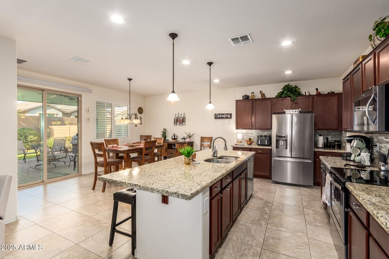 10060 Tiger Lily Ave, Mesa, AZ 85212