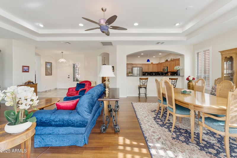 10061 Coopers Hawk Dr, Sun Lakes, AZ 85248