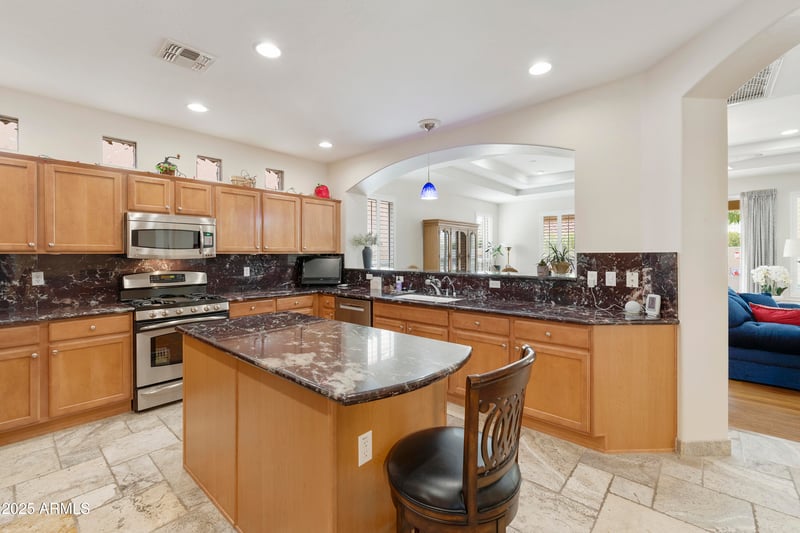 10061 Coopers Hawk Dr, Sun Lakes, AZ 85248