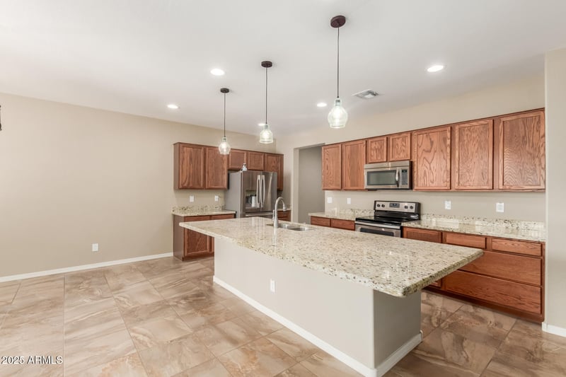 10061 Thatcher Ave, Mesa, AZ 85212
