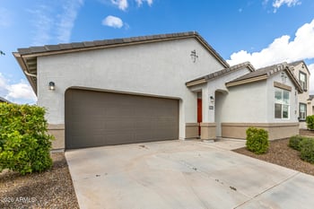 10062 Lillian Dr, Apache Junction, AZ 85120