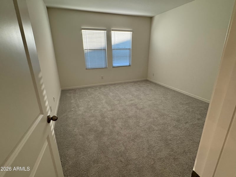 10063 Devonshire Ave, Phoenix, AZ 85037
