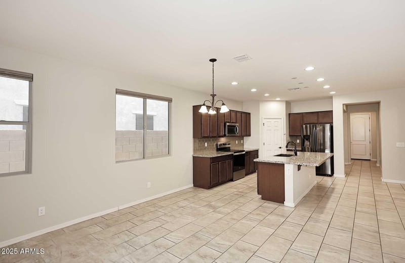 10065 Tiger Lily Ave, Mesa, AZ 85212