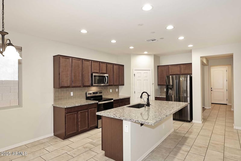 10065 Tiger Lily Ave, Mesa, AZ 85212