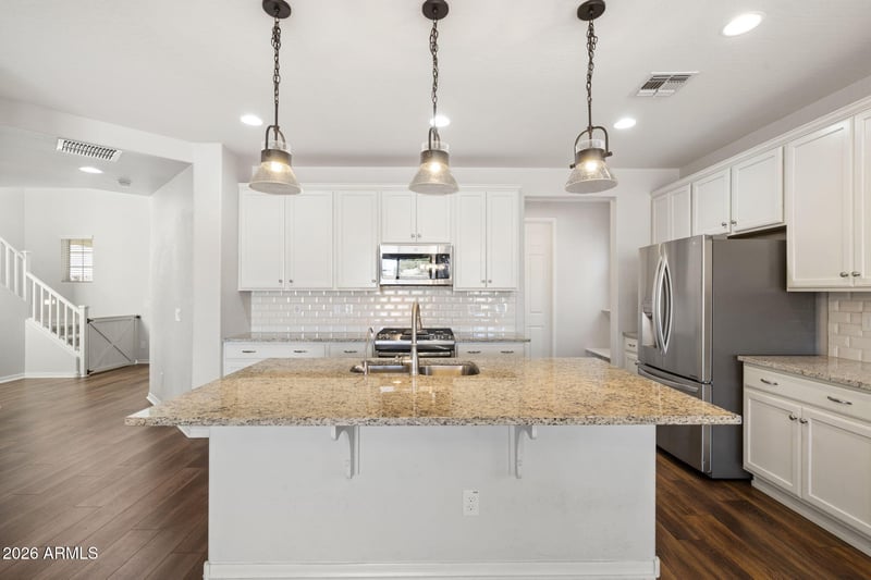 10066 Cashman Dr, Peoria, AZ 85383