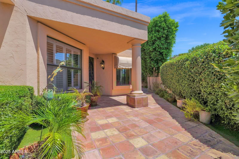 10068 Cinnabar Ave, Scottsdale, AZ 85258