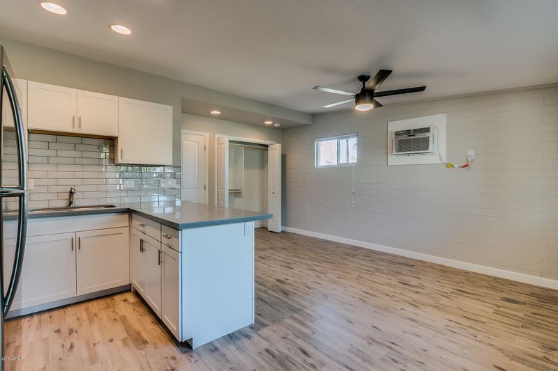 1007 S Mariana St, Tempe, AZ 85281