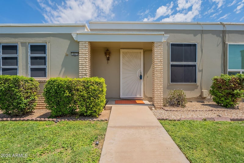 10072 Lancaster Dr, Sun City, AZ 85351
