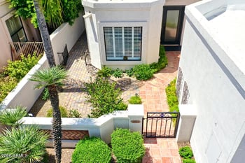 10075 Turquoise Ave, Scottsdale, AZ 85258
