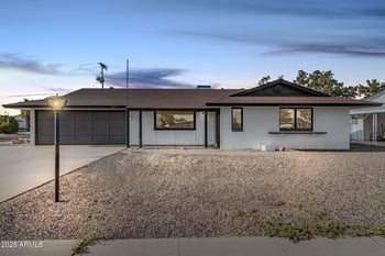 10076 Peoria Ave, Sun City, AZ 85351