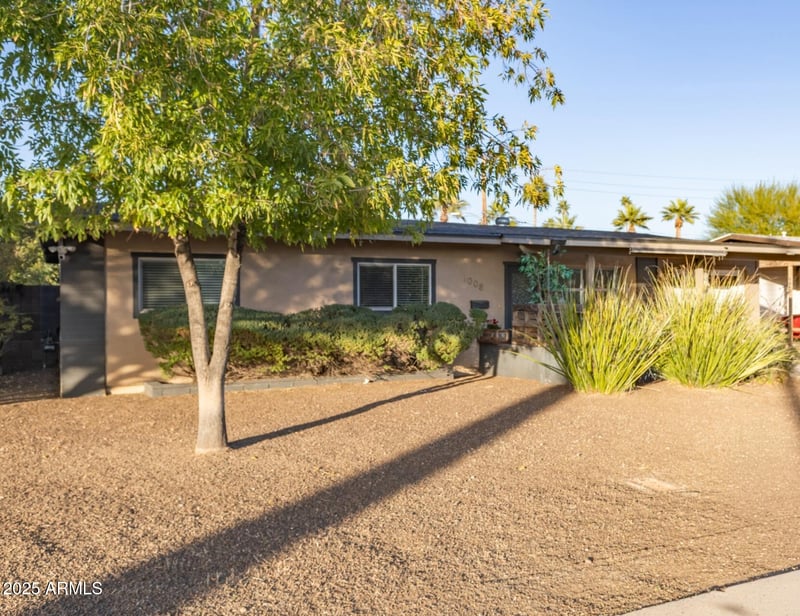 1008 Amelia Ave, Phoenix, AZ 85013