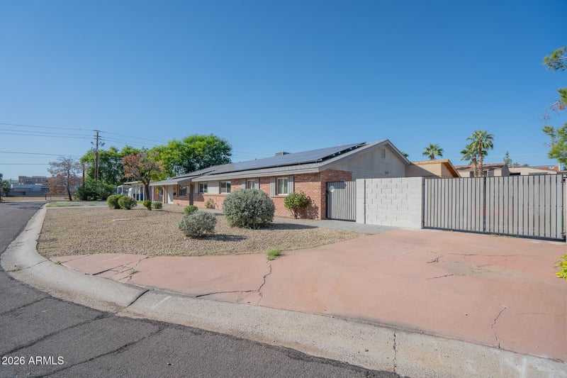 1008 Citrus Way, Phoenix, AZ 85014