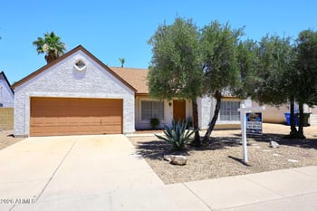 1008 E Oraibi Dr, Phoenix, AZ 85024