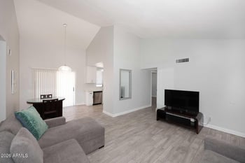 1008 E Oraibi Dr, Phoenix, AZ 85024
