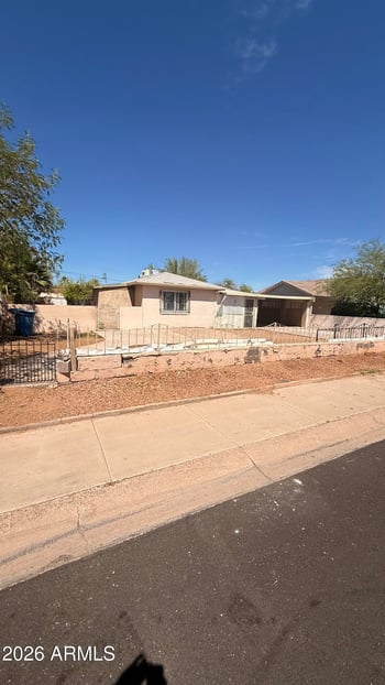 1008 Harry St, Tempe, AZ 85288
