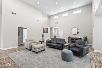 1008 Medlock Dr, Phoenix, AZ 85014