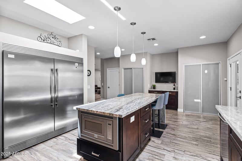 1008 Medlock Dr, Phoenix, AZ 85014