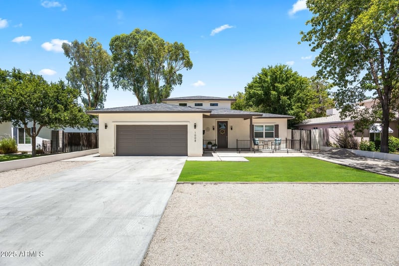 1008 Medlock Dr, Phoenix, AZ 85014
