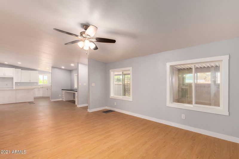 1008 S 96th Pl, Mesa, AZ 85208