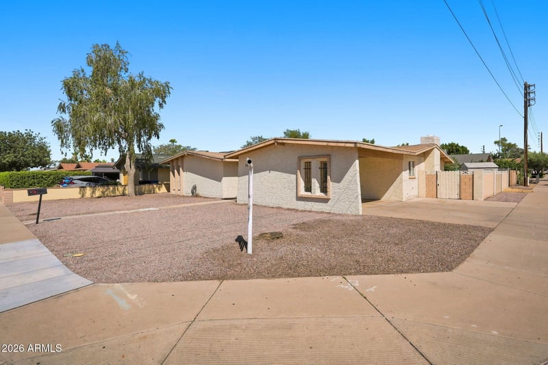 1008 W Drummer Ave, Mesa, AZ 85210