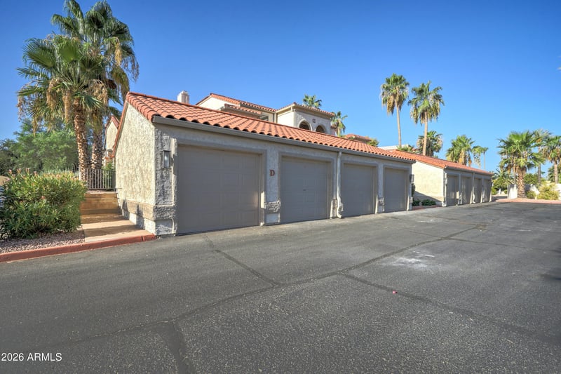 10080 E Mountain View Lake Dr #D311, Scottsdale, AZ 85258