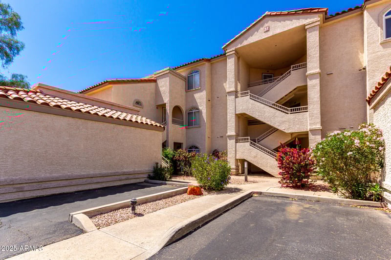 10080 Mountain View Lake Dr #327, Scottsdale, AZ 85258