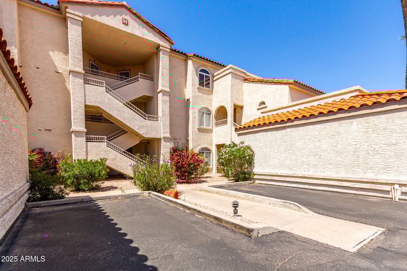 10080 Mountain View Lake Dr #327, Scottsdale, AZ 85258