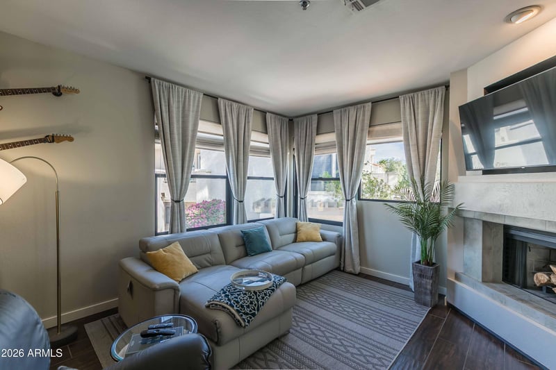 10080 Mountainview Lake Dr #204, Scottsdale, AZ 85258