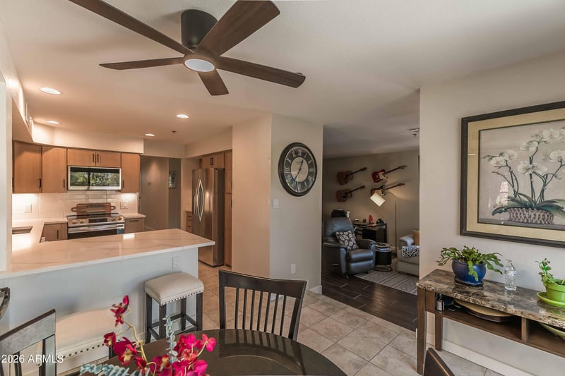 10080 Mountainview Lake Dr #204, Scottsdale, AZ 85258